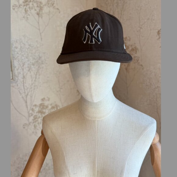 New Era NY Yankees hat cap - Picture 7 of 14